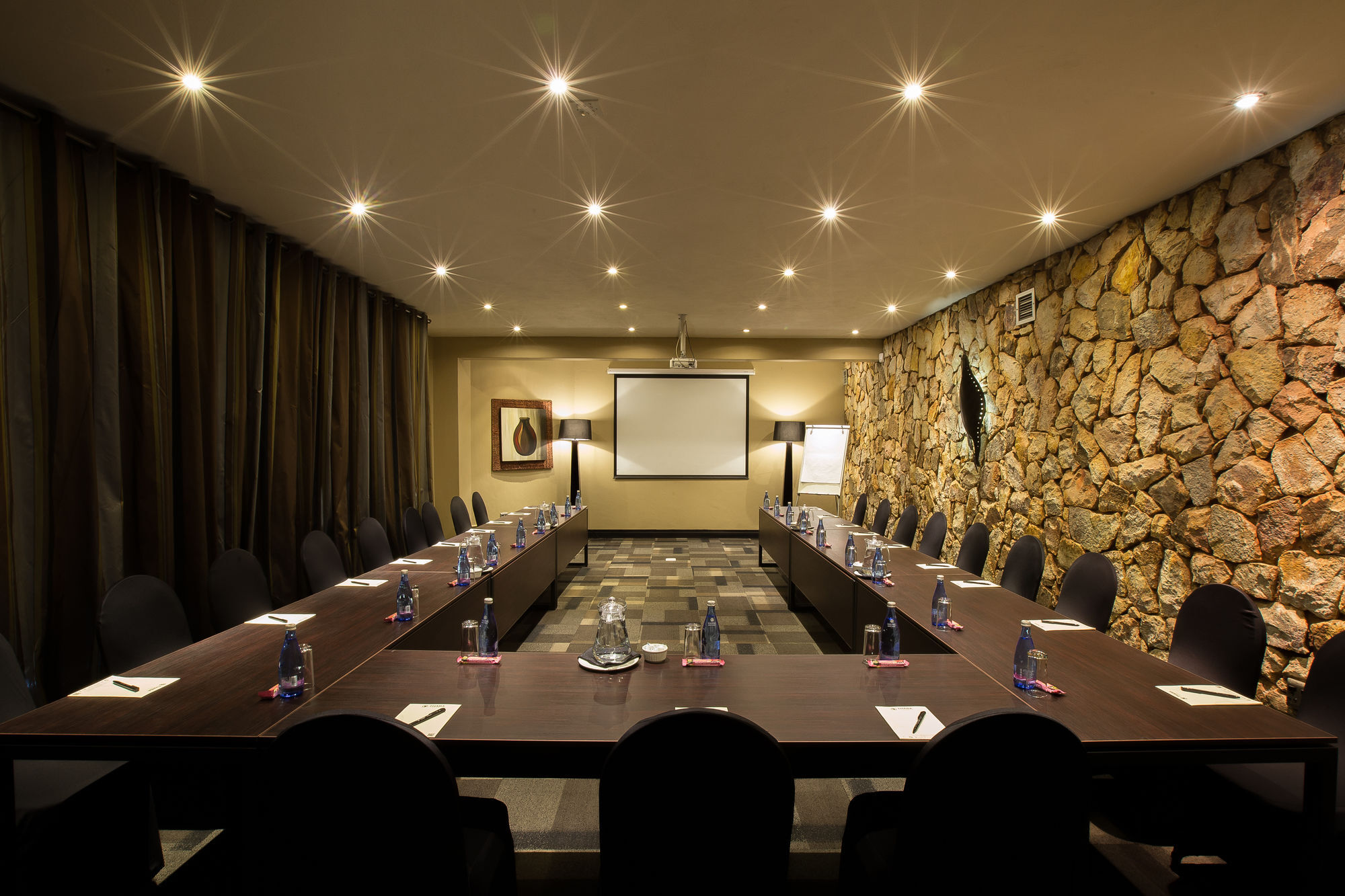 Thaba Eco Hotel Johannesburg Exterior foto