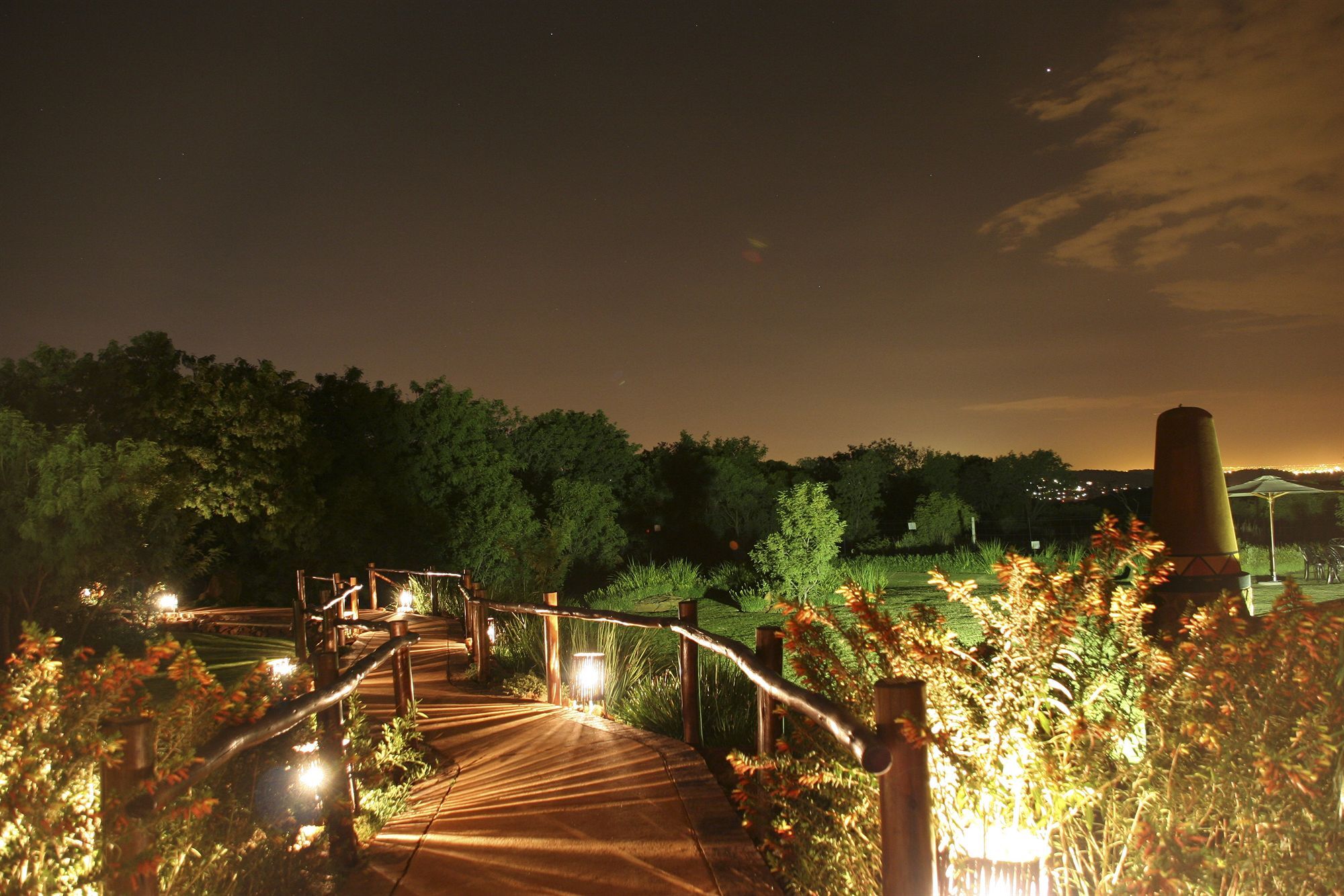 Thaba Eco Hotel Johannesburg Exterior foto